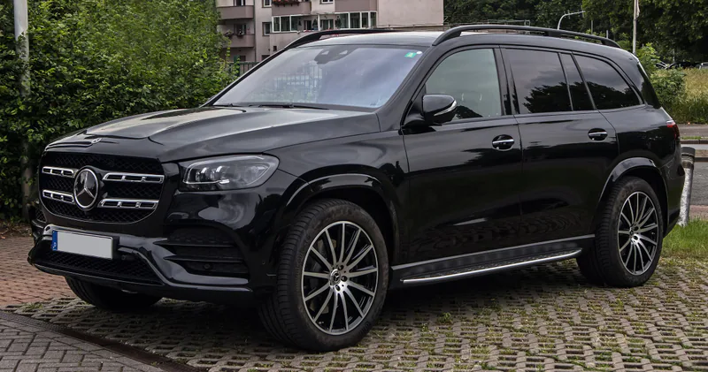 خودروی اجاره‌ای Mercedes-Benz GLS در گرجستان