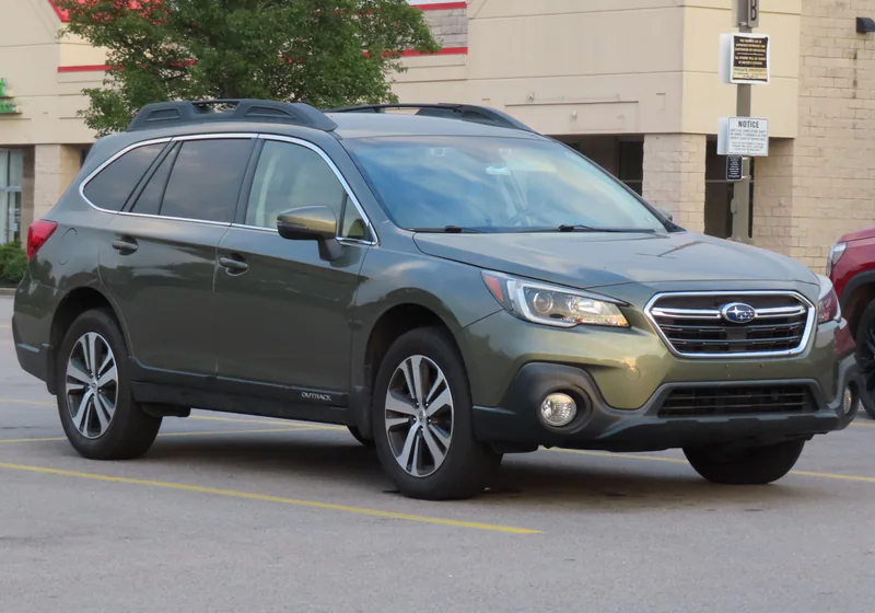 سيارة Subaru Outback للإيجار في جورجيا